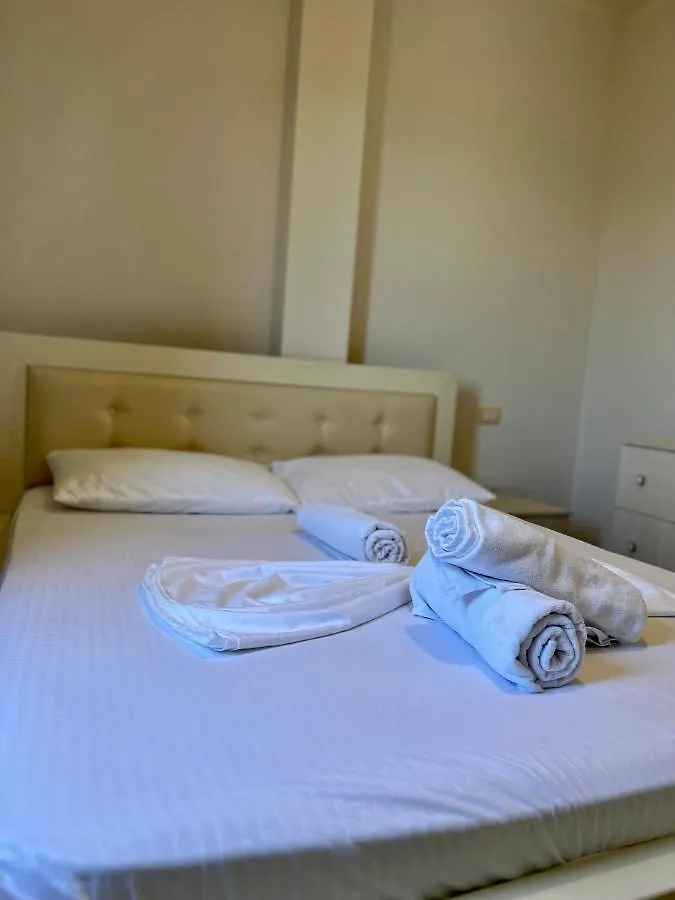Kamberi Hotel & Apartments Velipojë Albania