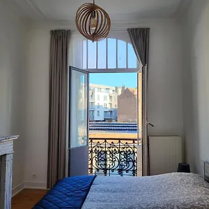 Pensjonat Bed & Blockchain Private With Shared Bathroom 