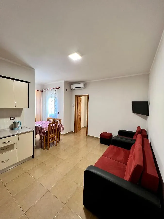 Kamberi Hotel & Apartments Velipojë 2*,